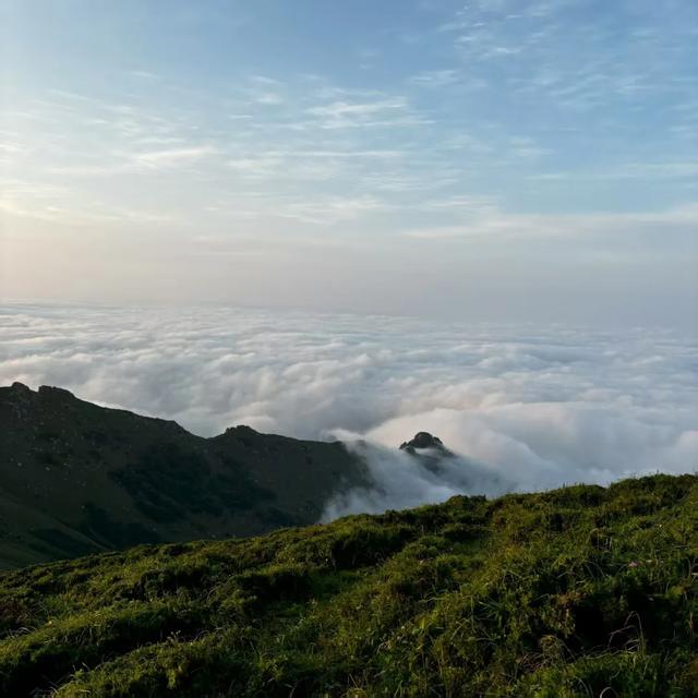 周末夜爬东灵山:于北京之巅邂逅日出云海之壮美