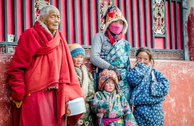 如果有时间，走一次川西顶级路线，1次深度体验胜过10次旅游！
