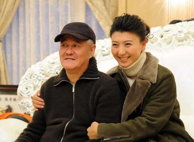 闫学晶事件升级！官媒批评毫不留情	，赵家班多人受牵连，麻烦大了