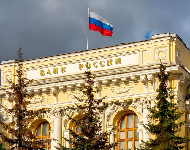 1万亿顺差刷屏！是勋章还是隐忧？中国清醒了