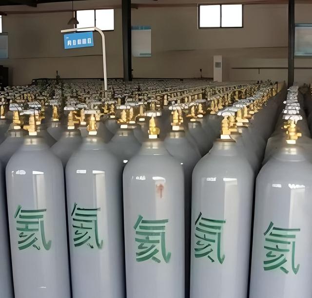 中国95%氦气靠进口，防止被卡脖子，量产纯度实现99.99突破！