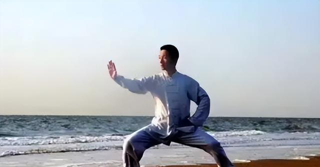 你清楚吗？为什么每天一小时太极拳有作用。否则：可能无用功！