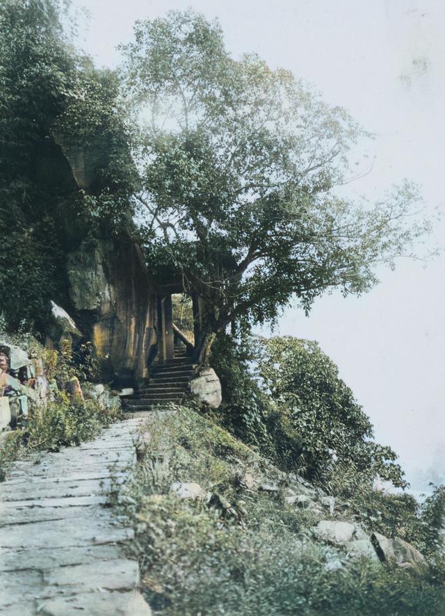 太珍贵了！日本人偷偷拍摄的1926年四川峨眉山，居然是这个样子