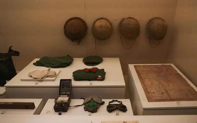 知道小凉山彝乡峡谷有多壮观吗？城巴佬！