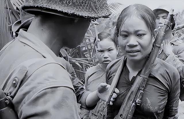 被美国打了14年，最后成了亲美国家，国内女性为美军生下数万混血