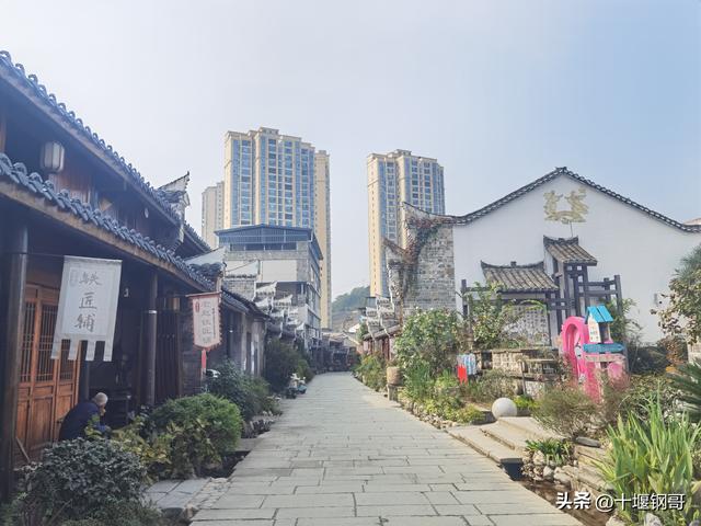 从百年老北街到七夕天街，郧西文旅打造鄂西北网红打卡第一城