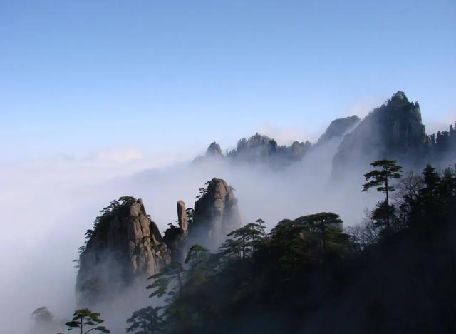 庐山全攻略：看李白同款瀑布，走《庐山恋》取景地，这篇就够了！