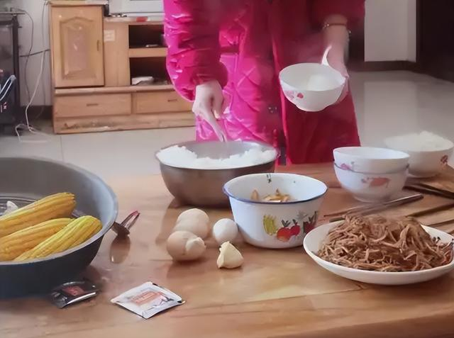 孩子开始变自卑	，往往是3个原因，父母的做法很关键