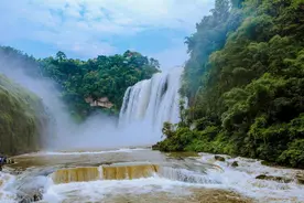 游客量又双叒叕饱和了！黄果树景区今天将停止售票图片
