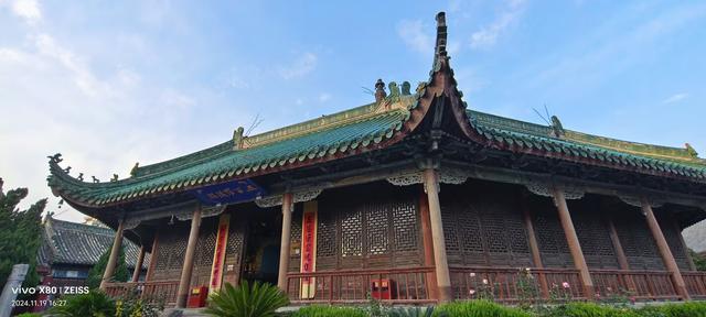 寻僧不见僧：大相国寺的禅意与尘嚣