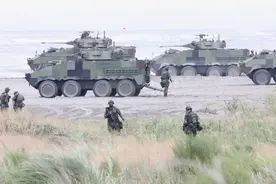 大陆男子冲滩成功！潜入台军重兵布防区，台中将：有预谋有组织图片