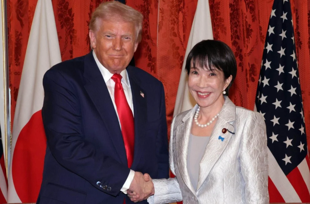 中美刚结束通话，特朗普转头让高市早苗接电话，亲自教育25分钟？