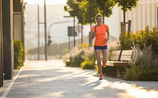 4种运动被称为长寿运动，每天选一种坚持30分钟，健康长寿！ 第2张