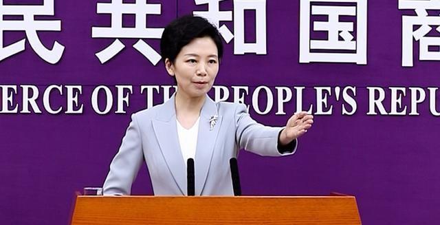 全面反华？卡尼正式通知中国：加征25％关税，中企必须卷铺盖走人