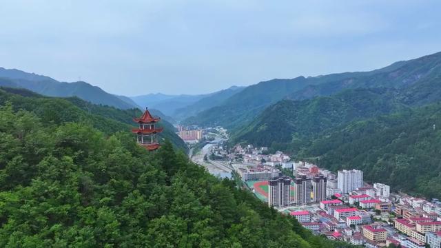 浪浪山外有佛坪,吹过的风都带着自在