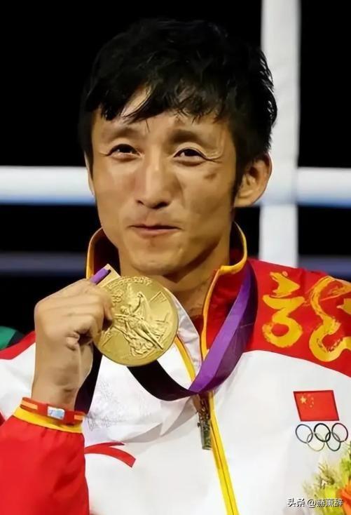 面子里子全没了！7年赔2亿的邹市明，被妻子亲手撕下最后“体面”