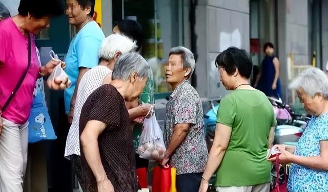 成本28卖72000！坑害全国上千人，国家出手曝光，赶紧告诉家里人
