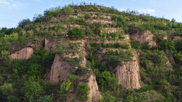 山西深度游—吕梁碛口李家山村