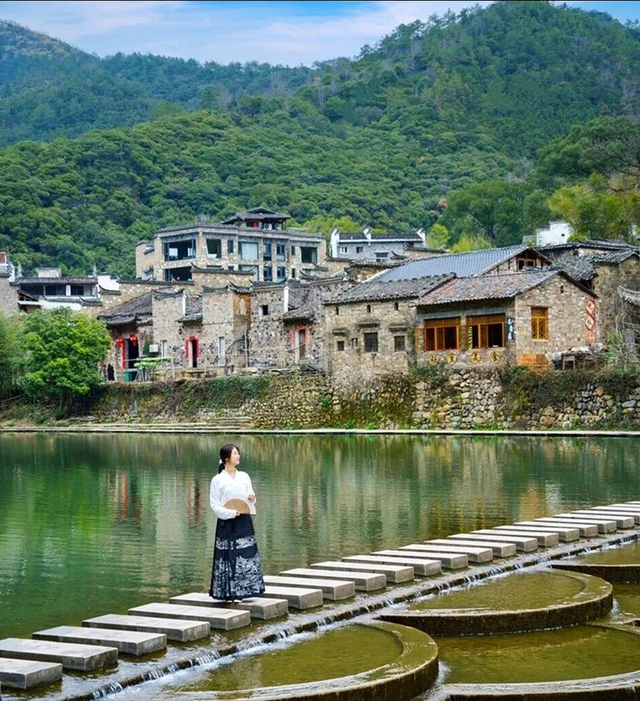 十一假期反向旅游，避开人挤人，最适合去的6个小众旅行地，挑一个就出发！