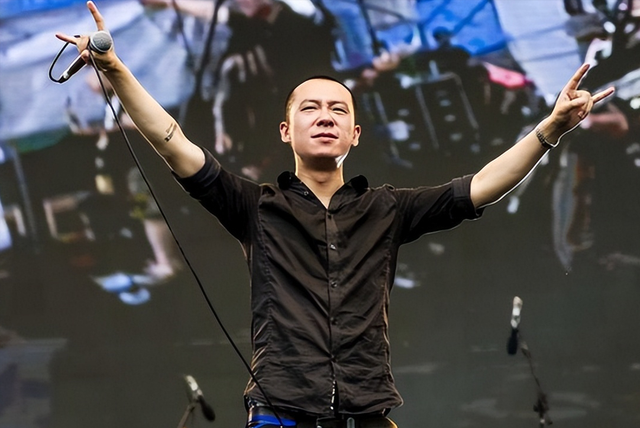 一路走好！国庆假期刚过完，4位名人相继去世，其中还有熟悉的他
