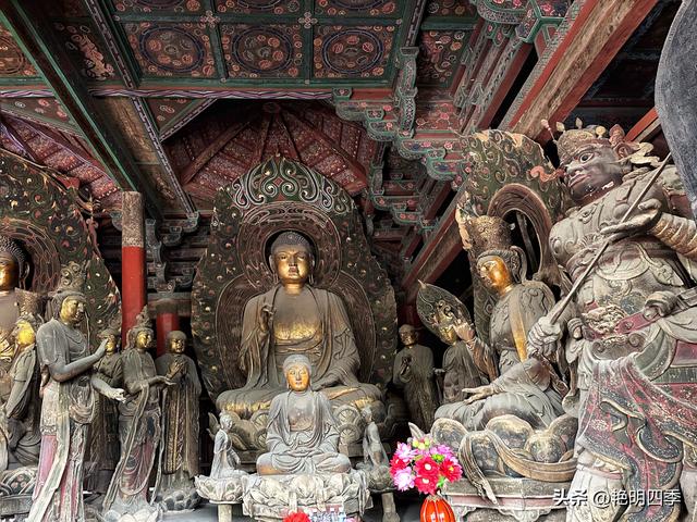 华严寺：“八大辽构”之七，拥有最美辽塑菩萨和最美古代书橱