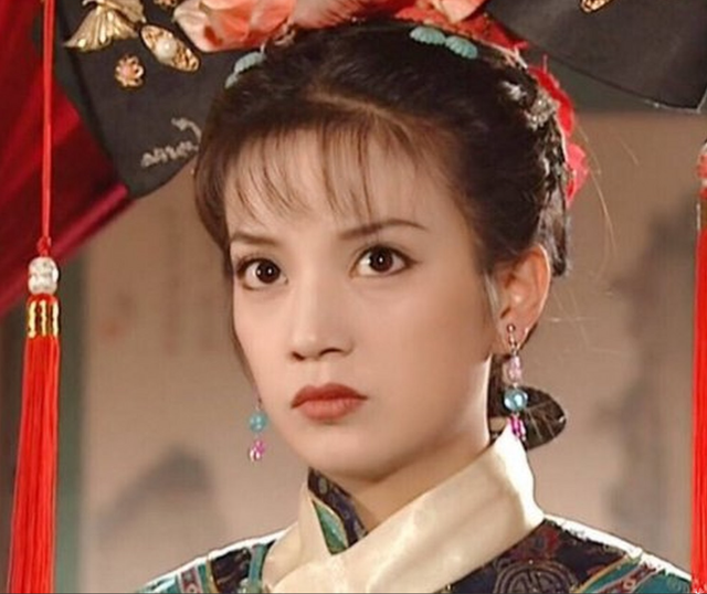 封杀四年，49岁赵薇突传消息，因胃癌去世传闻5个月前就真相大白