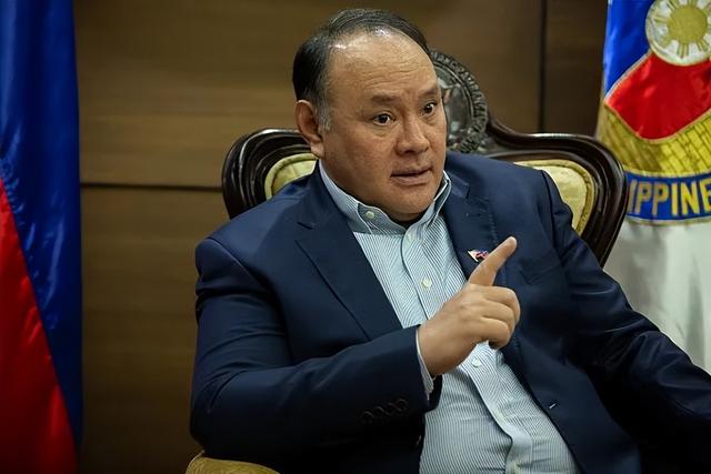 菲开首枪后，第2个攻击中国阅兵的国家出现，5万吨油菜籽白买了？
