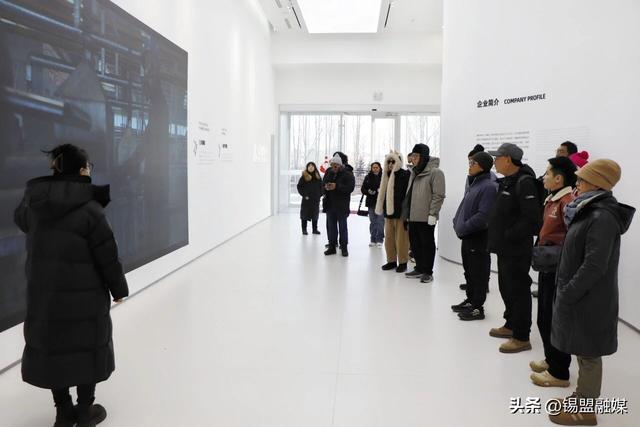 今年首批游客境外游客到访太仆寺旗
