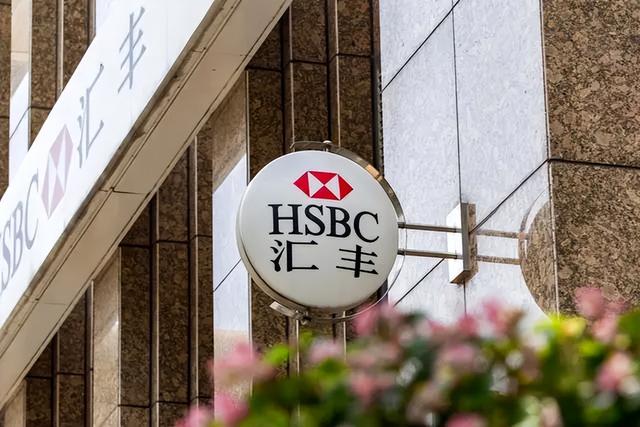 背刺中国，出卖孟晚舟的真凶被挖出来后，如今遭到了哪些报应