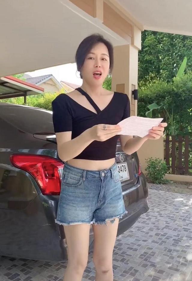 演员田慧现状：定居泰国住豪宅	，52岁身材火辣，享受单身生活