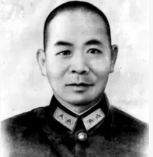 于和伟向吴石烈士致以敬意