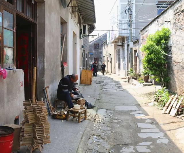 宝堰：古巷藏风华