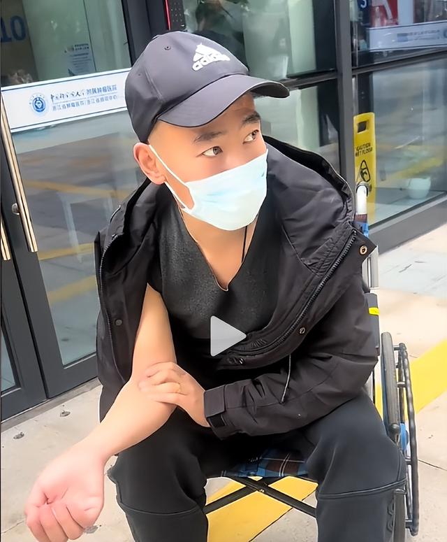 人财两空！河北29岁帅哥李晨鹏去世，结婚半年中招，错诊长达一年