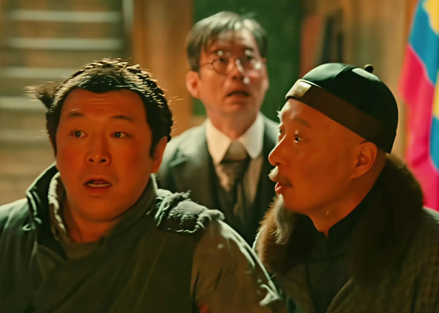 陈佩斯眼含泪花谈祖孙三代看《戏台》