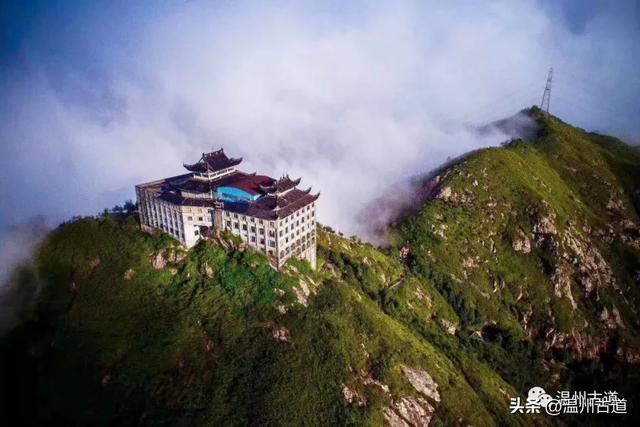 无需爬山，就能登顶“温州小布达拉宫”赏绝美日出和云海！