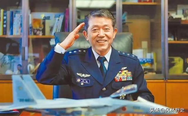 中方制裁不到24小时，日本对华提了个请求：希望能再给几只大熊猫