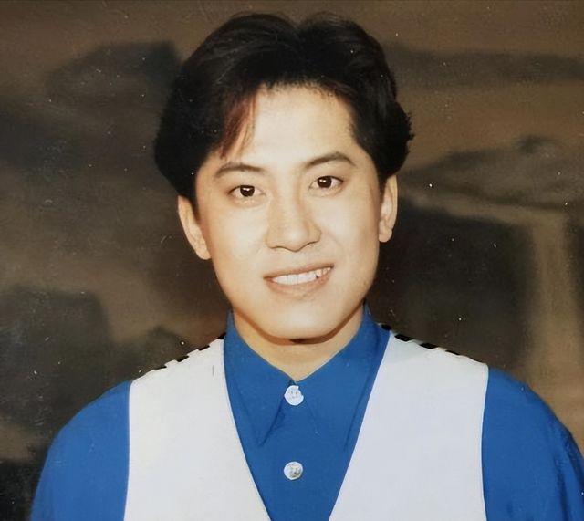 他8次上春晚，作死被捕入狱，今56岁无人问津，老搭档也断了联系