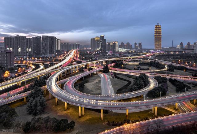 郑州半小时车程的宝藏小城，石窟收费不收门票，被称为良心县城