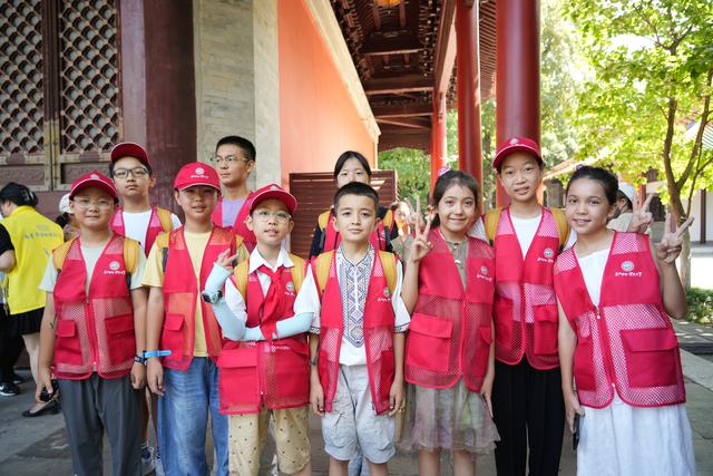 宁伊两地青少年探访博物馆 同赴文化之约