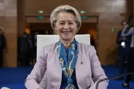 冯德莱恩威胁中国之后，中国舰队直插北约腹地，是为帮俄罗斯吗？图片