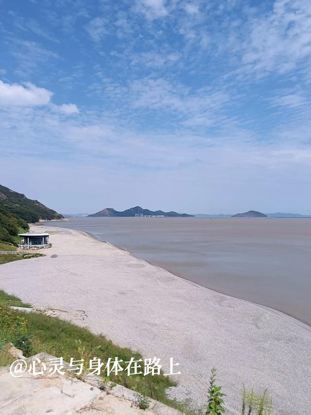 今日舟山行三件事：看房子、吃海鲜、探最美环海公路螺塘线。