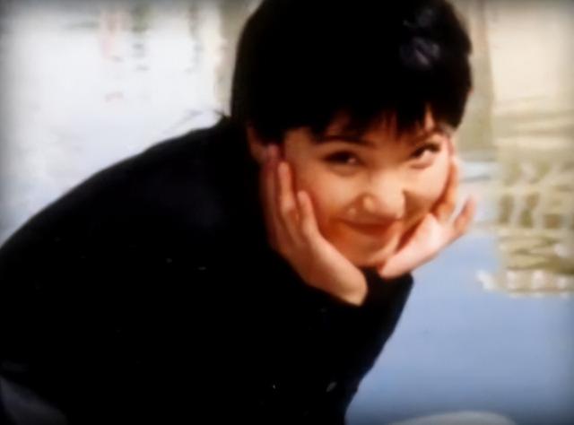 二婚娶丫蛋为妻，俩人相差十多岁，句号为当初的选择承担了责任