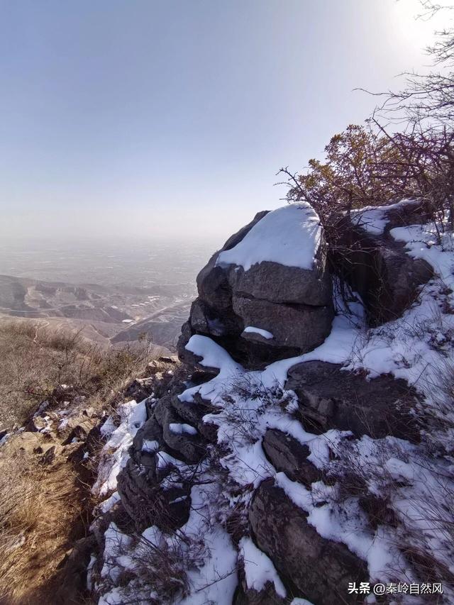 雪后初霁登顶嵯峨山，走荒野雪原，看千年悟空塔，感受历史的烟云