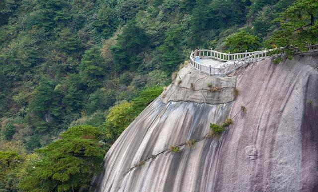 谁说河南只有少林寺？洛阳这波操作，把郑州开封都整不会了。