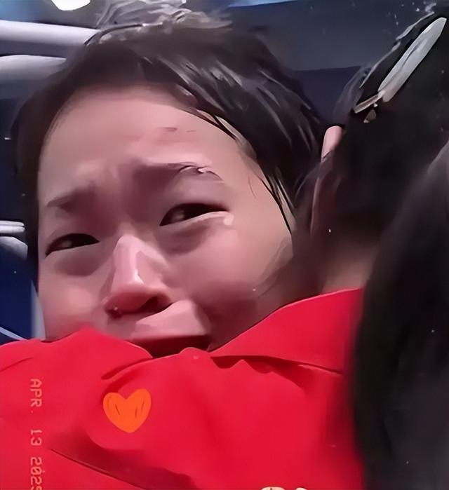 离春节仅1个月，官媒高调官宣全红婵喜讯，原来郭晶晶真的没说错