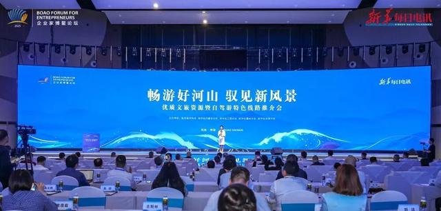 江西庐山市：在车轮的转弯处看见庐山真面目