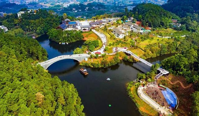 [四川 自贡市自流井区荣边镇]
