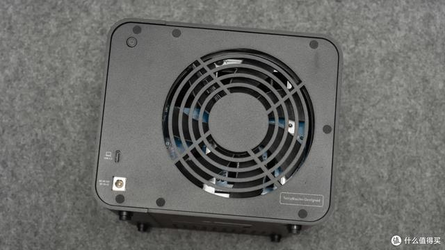 五款热门硬盘盒对比｜铁威马、绿联、优越者、奥睿科，阿卡西斯