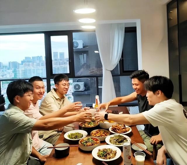 调查发现：男性若长期不喝酒，用不了4个月，身体或出现9大改变