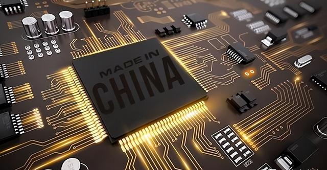 半导体龙头企业ASML在光刻机领域受挫，中国还要多久才能赶上？